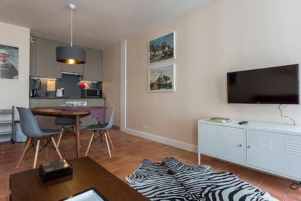 Cosy & Premium Near The Louvre & Quartier Latin Appartamento