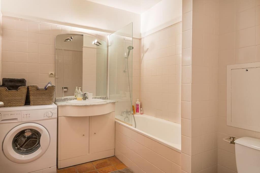 Cosy & Premium Near The Louvre & Quartier Latin * Parigi